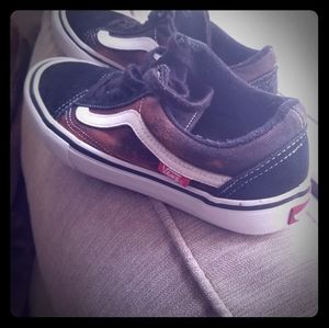 Van's skateboard sneakers